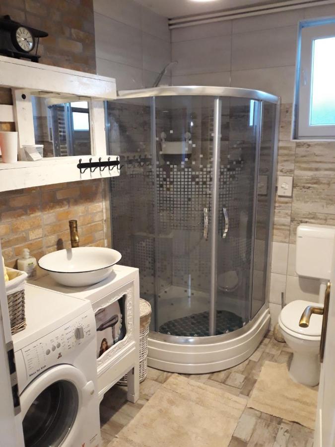 Tri Srece Lägenhet Ogulin Exteriör bild